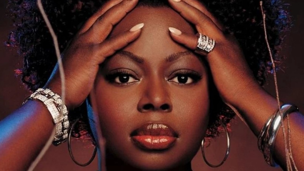 Angie Stone