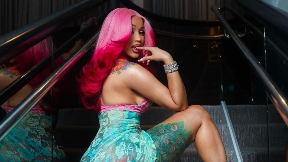 Cardi B Butt Ring 2025.Jpg