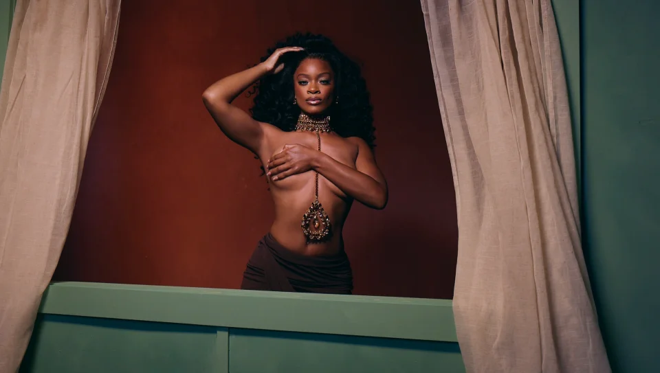 Ari Lennox Vacancy Late Check Out Artwork Deluxe