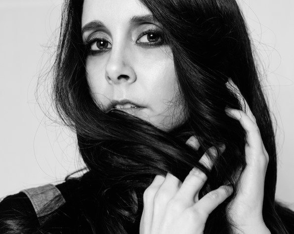MIEARS Releases New Single "Reaching"