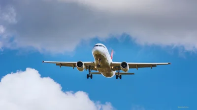 Free Wi-Fi Is Now the Industry Default. The Antenna on Your Plane Decides What Free Means.